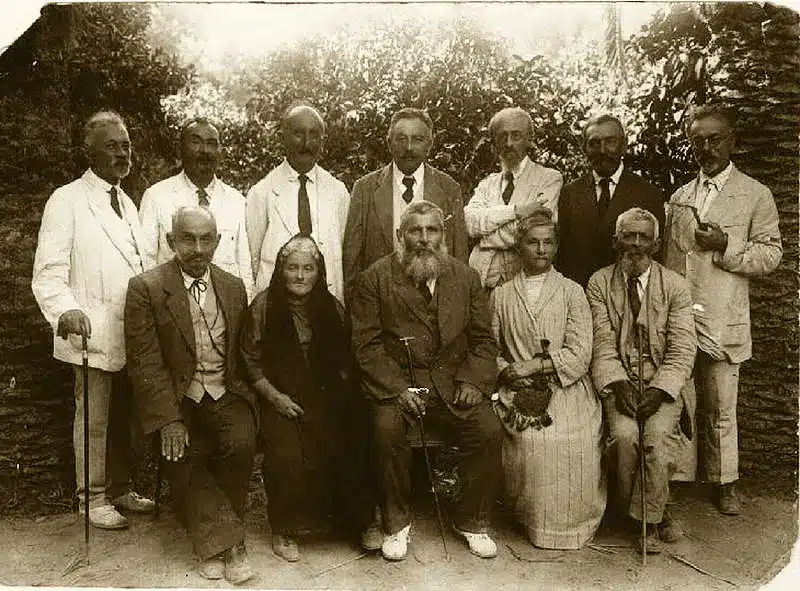 Bilu members from Rishon Lezion and Jerusalem Bilu members from Rishon Lezion and Jerusalem meeting in 1898 in Rishon Lezion